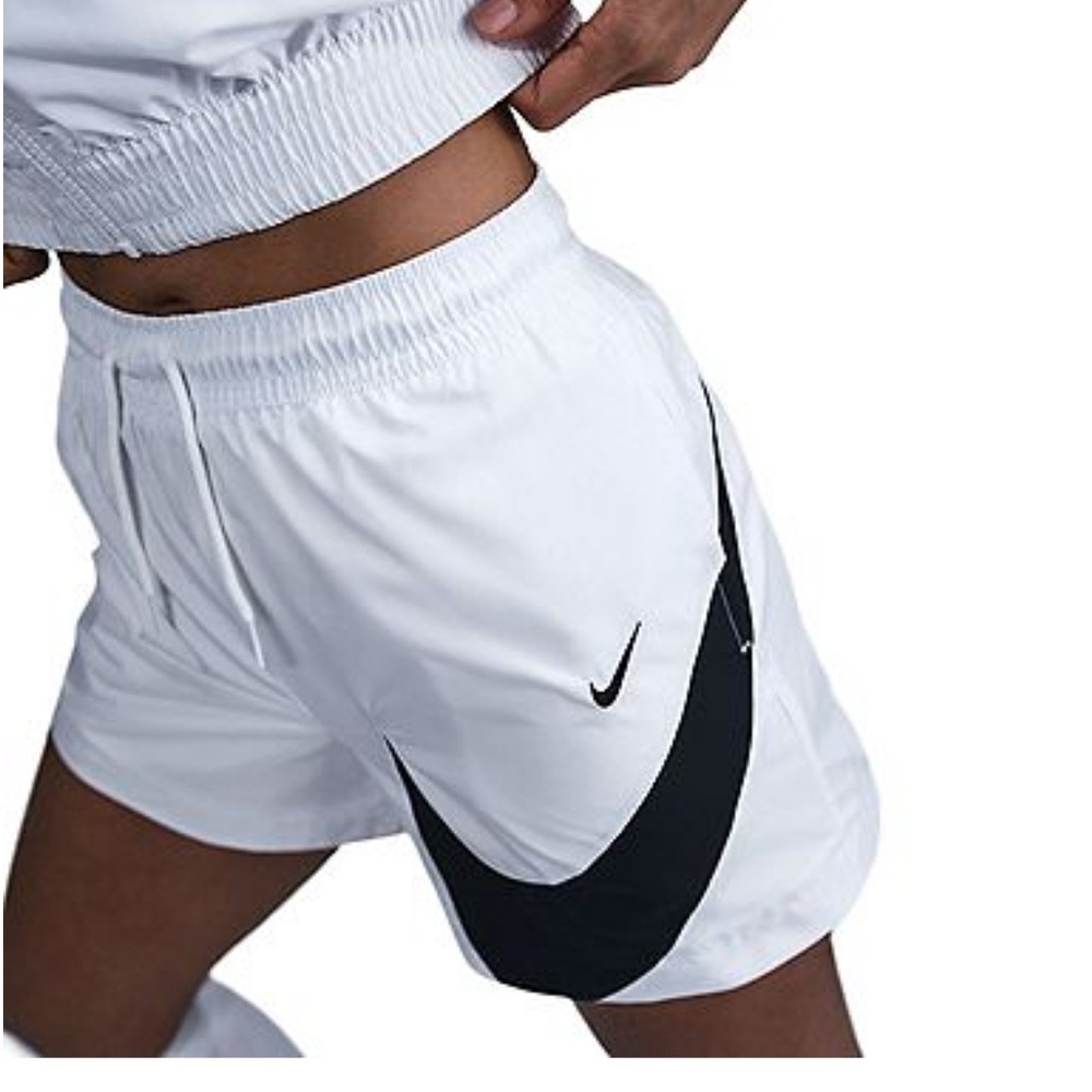 NWOT-Nike White Athletic Shorts with Black Swoosh Accent size large women